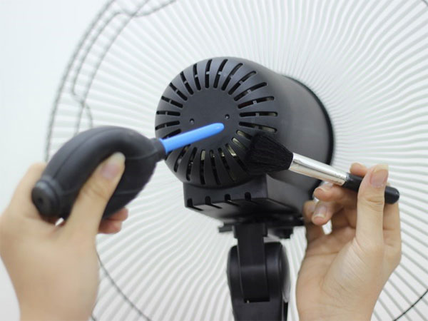 Hướng dẫn vệ sinh và bổ sung nước cho quạt hơi nước hình 9