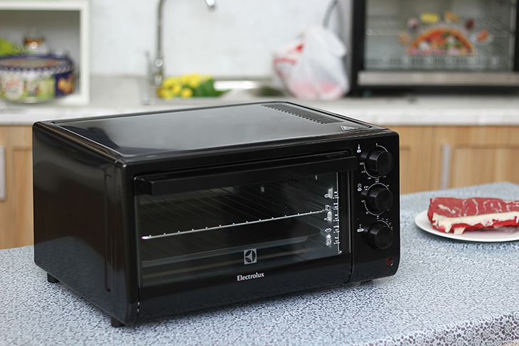 Lò nướng Electrolux