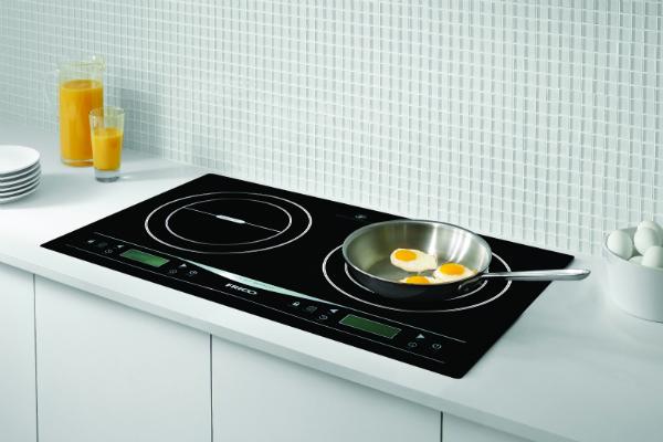 Nên để bếp cách tường ít nhất 10 cm tăng tuổi thọ của bếp điện
