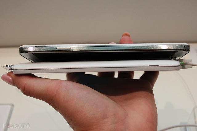 Độ dày so với Note 3