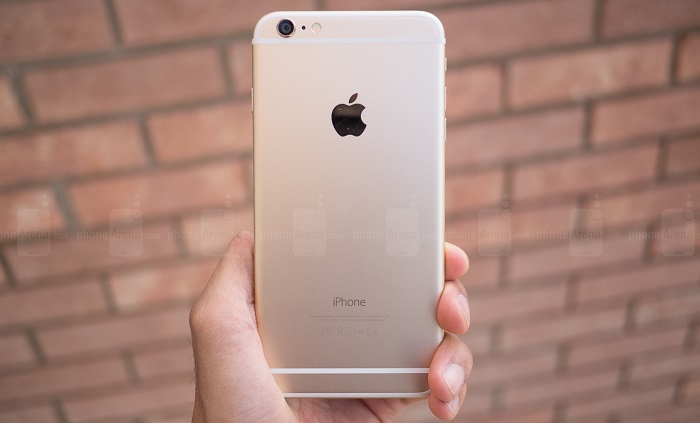 6 lý do bạn nên tậu ngay 1 chiếc iPhone 6 Plus tại CleverTech Danh-gia-apple-iphone-6-plus-man-hinh-lon-camera-an-tuong1