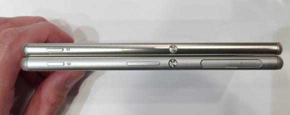 Xperia Z4 (trên) 2