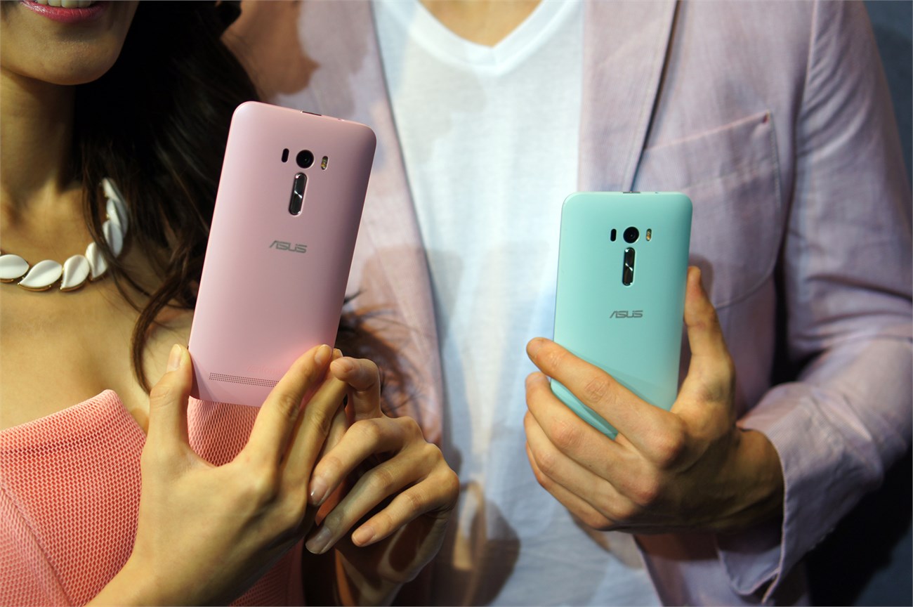 Zenfone Selfie sẽ cạnh tranh với Desire Eye