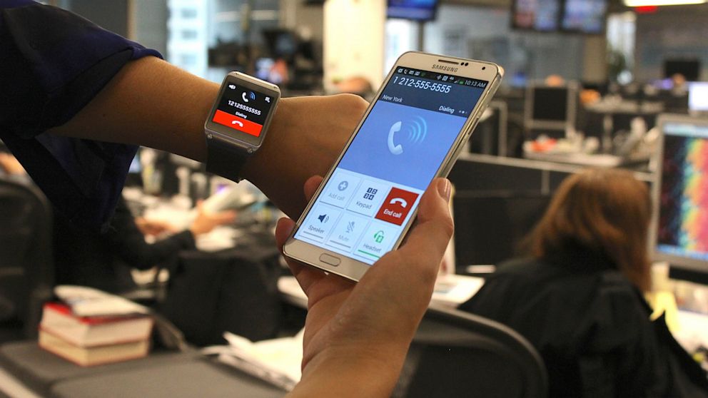 Samsung cũng sắp tung smartwatch mới, đẹp hơn và cao cấp hơn