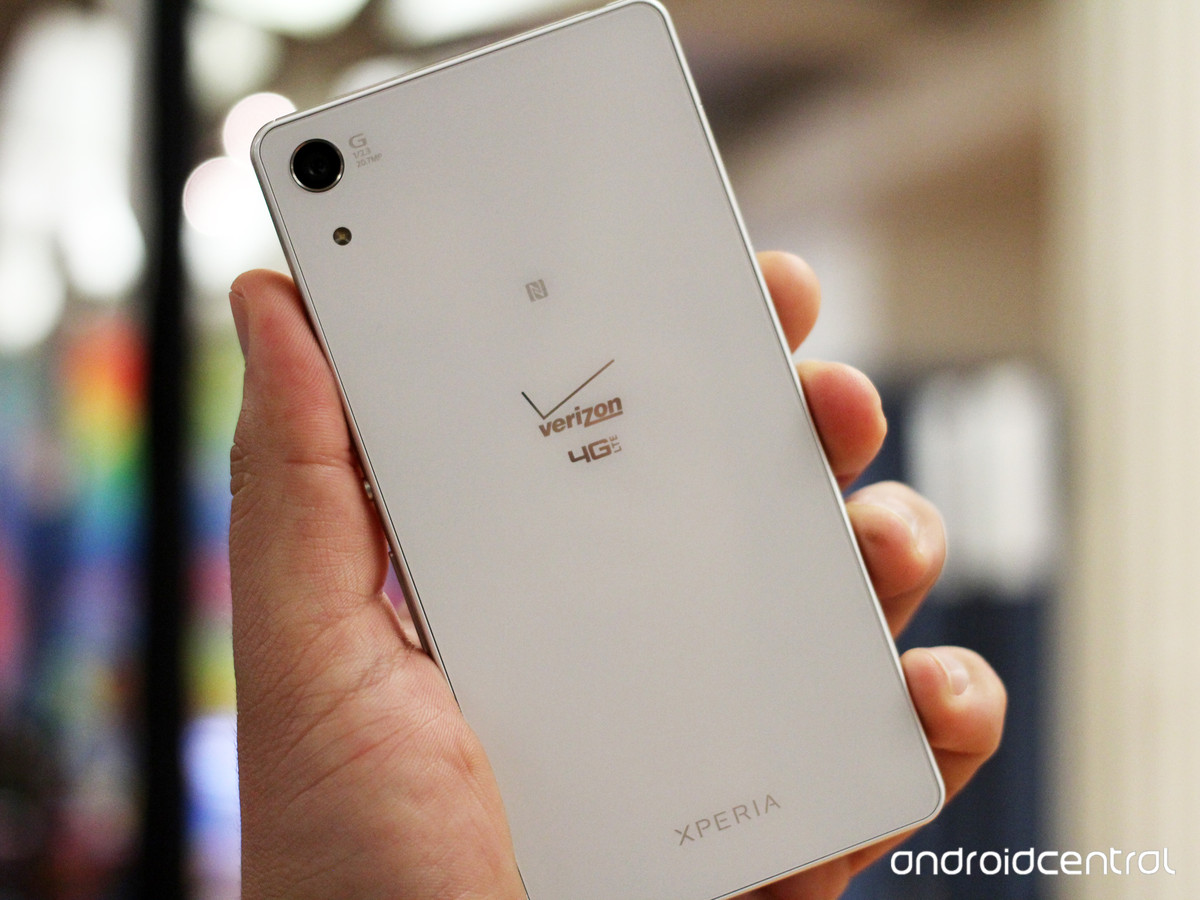 Sony Xperia Z4v màn hình 2K chết yểu?