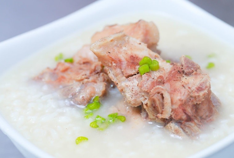 nấu cháo bằng nồi cơm điện 5
