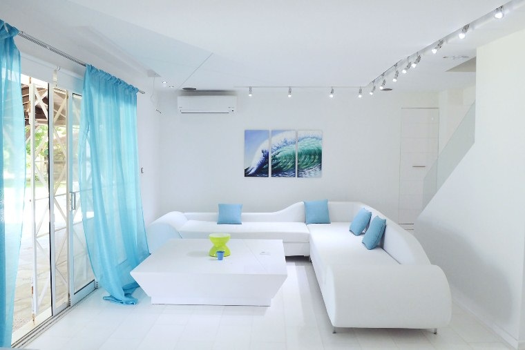 Nên chọn một chiếc máy lạnh có công suất phù hợp với diện tích phòng khách Nên chọn một chiếc máy lạnh có công suất phù hợp với diện tích phòng khách