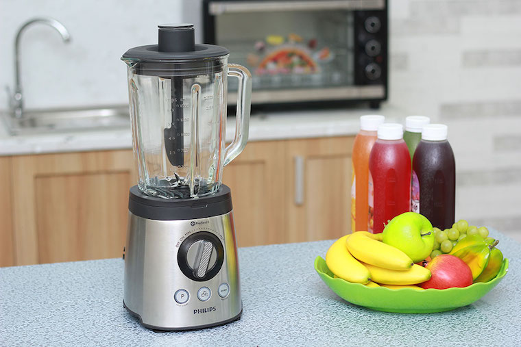 Máy xay sinh tố đơn chức năng hỗ trợ các mẹ xay cháo nhuyễn cho bé ăn dặm