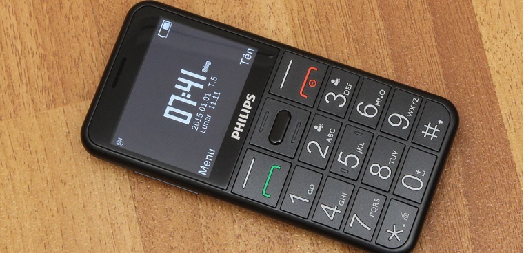 Top 4 điện thoại thích hợp cho người lớn tuổi