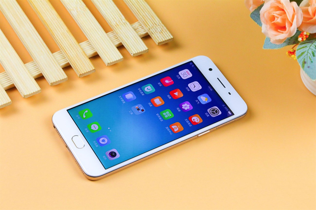 OPPO F1s