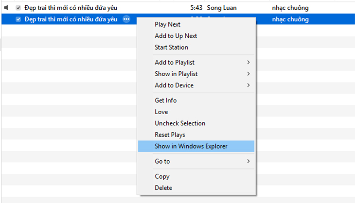 nhấn vào File này chọn Show in Windows Explorer. nhấn vào File này chọn Show in Windows Explorer.