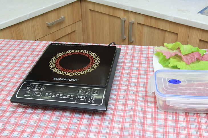 Bếp từ Sunhouse SHD6146