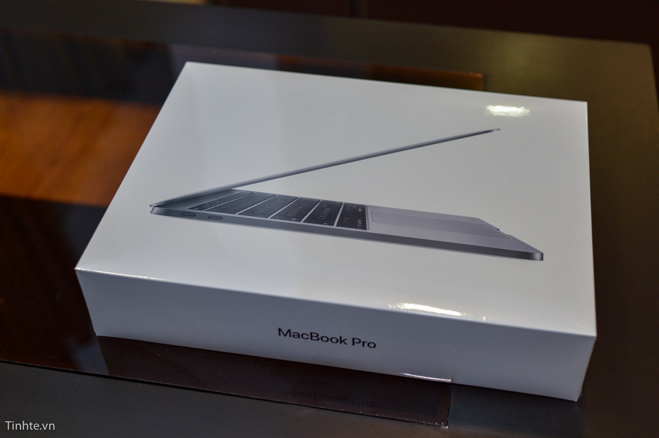 apple_1 Cận cảnh Macbook Pro 13 inch 2016: Quyến rũ khó cưỡng
