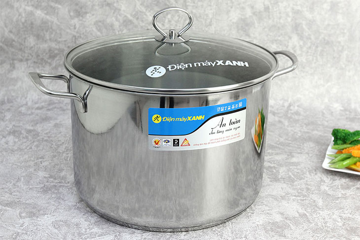 Lưu ý khi chọn mua nồi luộc gà trong Tết này