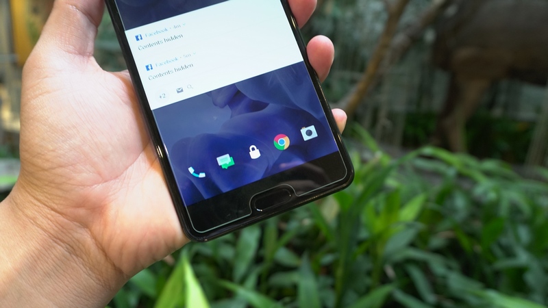 Hình ảnh trên tay bộ đôi HTC U Ultra và U Play đầu tiên tại Việt Nam - ảnh 4 Hình ảnh trên tay bộ đôi HTC U Ultra và U Play đầu tiên tại Việt Nam - ảnh 4