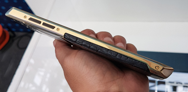 Viettel Luxury Phone Viettel sắp ra mắt điện thoại cao cấp giống Vertu siêu bảo mật