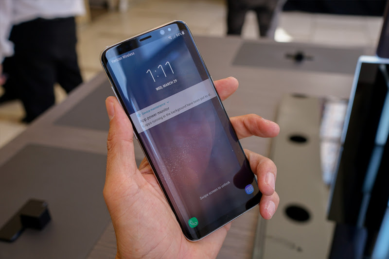 Loạt smartphone hàng hiệu đang được giảm giá cực hấp dẫn tại VuiVui.com (HCM) - ảnh 4 Loạt smartphone hàng hiệu đang được giảm giá cực hấp dẫn tại VuiVui.com (HCM) - ảnh 4