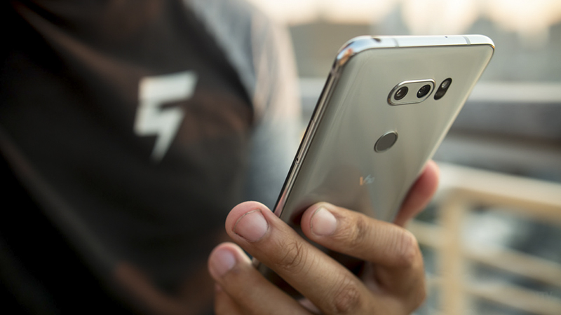Trên tay nhanh LG V30 Trên tay nhanh LG V30