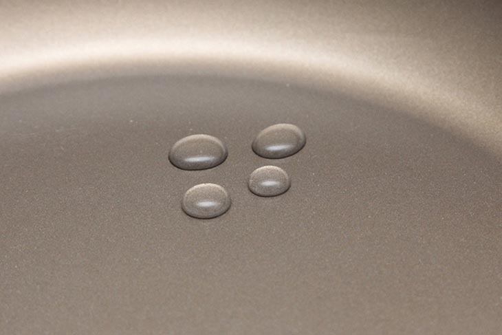 Tìm hiều về loại chất chống dính trên nồi chảo hiện nay