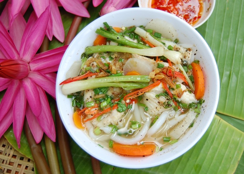Cách làm bánh canh nấm chay ngon ngất ngây