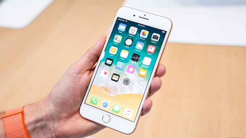 Trên tay iPhone 8 Plus Trên tay iPhone 8 Plus
