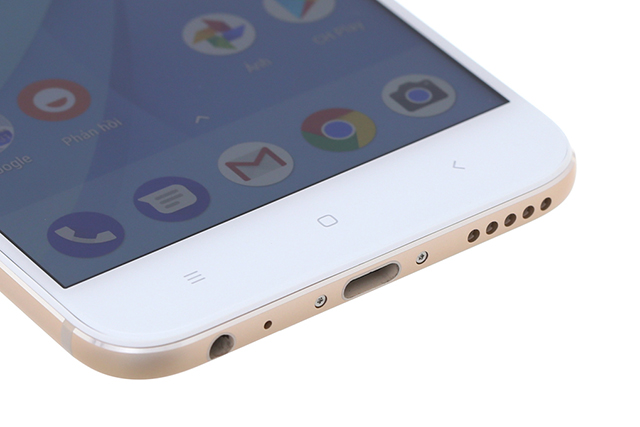 xiaomi-mi-a1-32gb Phần viền dưới của Xiaomi Mi A1 32GB