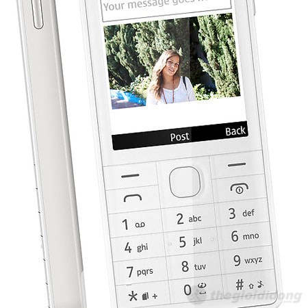Bàn phím trên Nokia 515 Bàn phím trên Nokia 515 to dễ dàng sử dụng