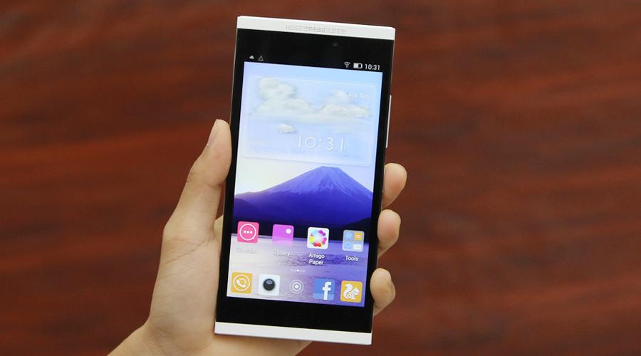 Gionee Gpad G5 white như mới 99,99% BH 2016, Sony SP black 98% giá tốt!!!