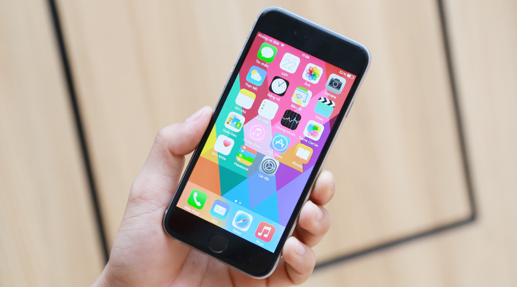 Thế hệ iPhone 6 thu hút, quyến rũ nhờ sự đổi mới hoàn toàn trong thiết kế Thế hệ iPhone 6 thu hút, quyến rũ nhờ sự đổi mới hoàn toàn trong thiết kế