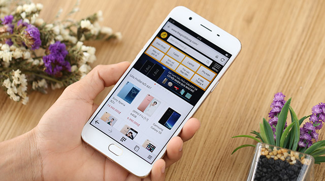 Pin dung lượng khá, sử dụng tốt trong hơn 1 ngày dài