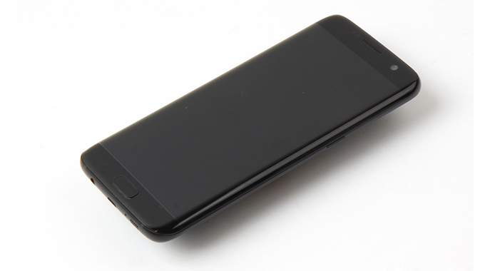 Samsung Galaxy S7 Edge Black Pearl (Đen Ngọc Trai) – Đẹp lạ thường Samsung Galaxy S7 Edge Black Pearl (Đen Ngọc Trai) – Đẹp lạ thường