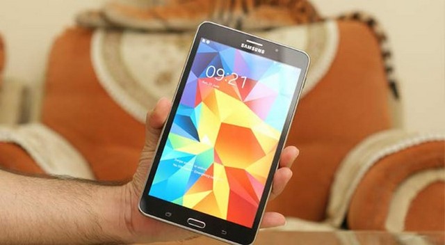 Galaxy Tab 4 7 inch được thiết kế cứng cáp, khỏe khoắn hơn thế hệ trước