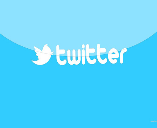 Twitter (https://twitter.com/) - Dịch vụ cho phép người dùng đăng những bài viết (bài tweet) với tối đa 140 kí tự từ điện thoại hoặc máy tính, bạn có thể đăng bài hoặc tweet lại (retweet) bài của người dùng khác, có thể thả tim hoặc bình luận trên bài viết đó.